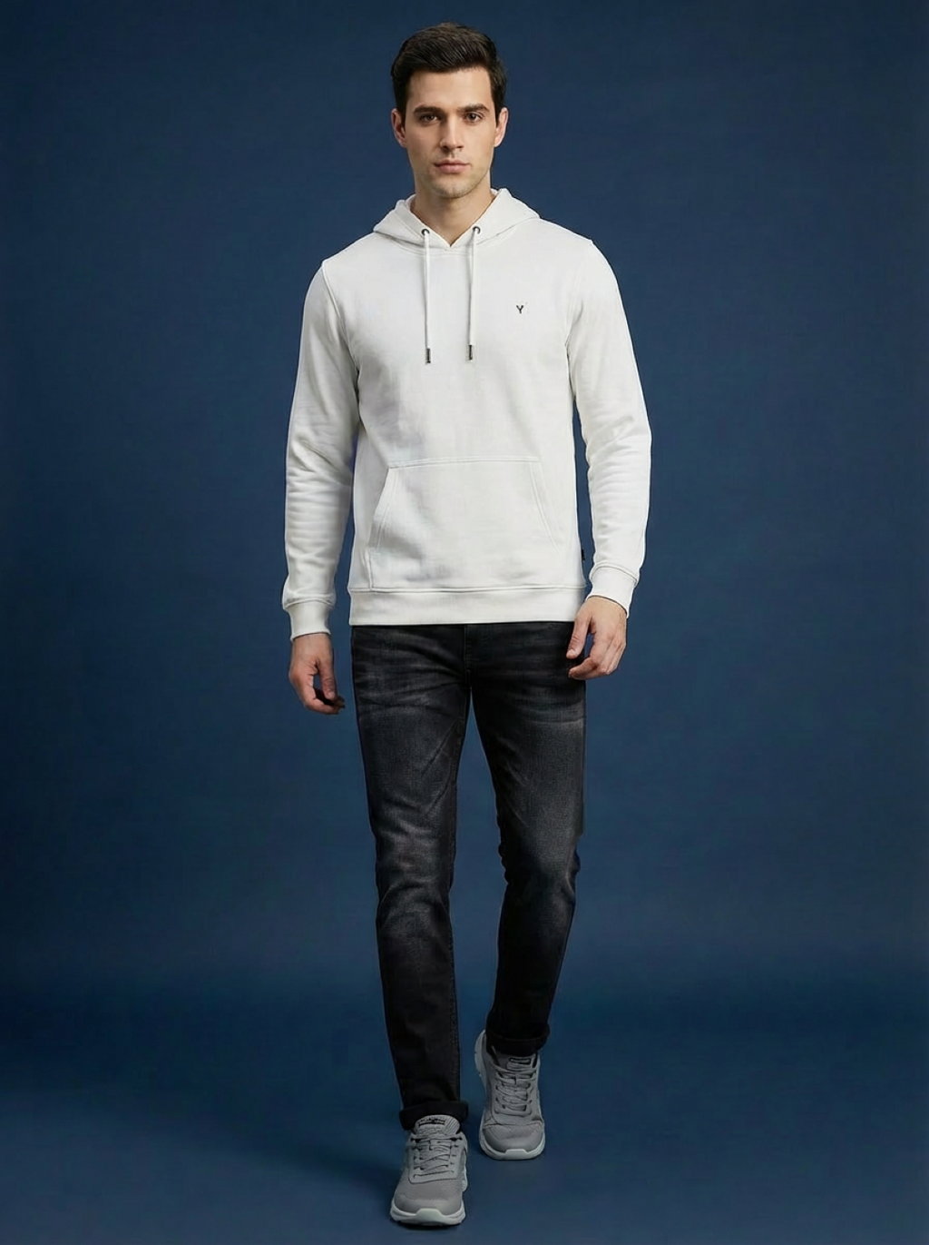 Van Heusen Man Hoodie White