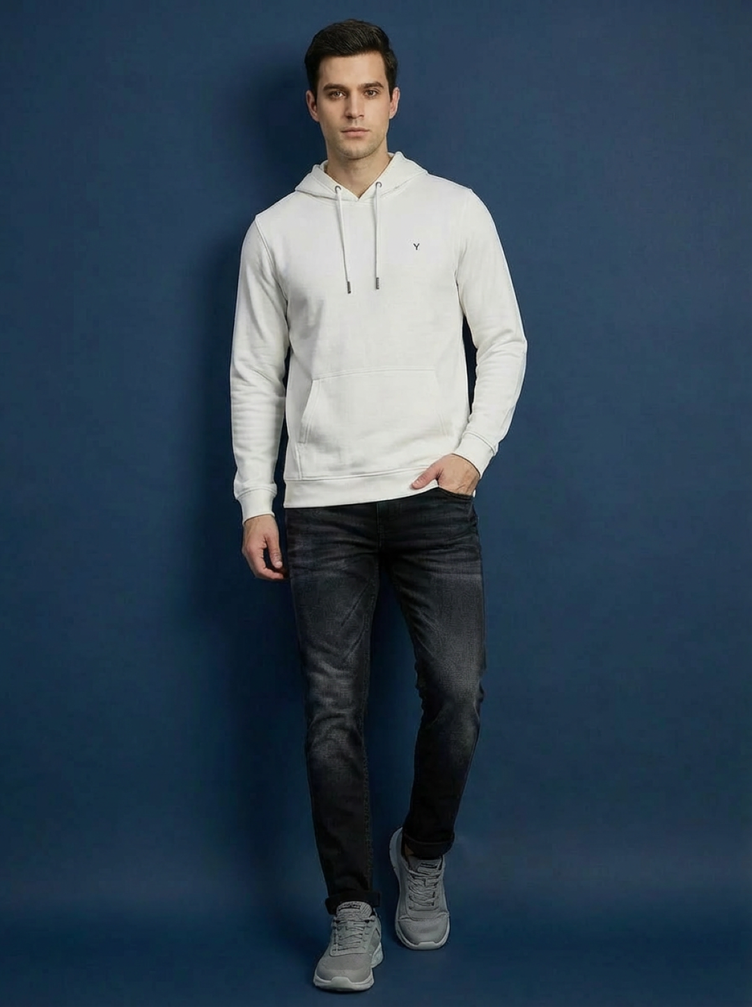 Van Heusen Man Hoodie White