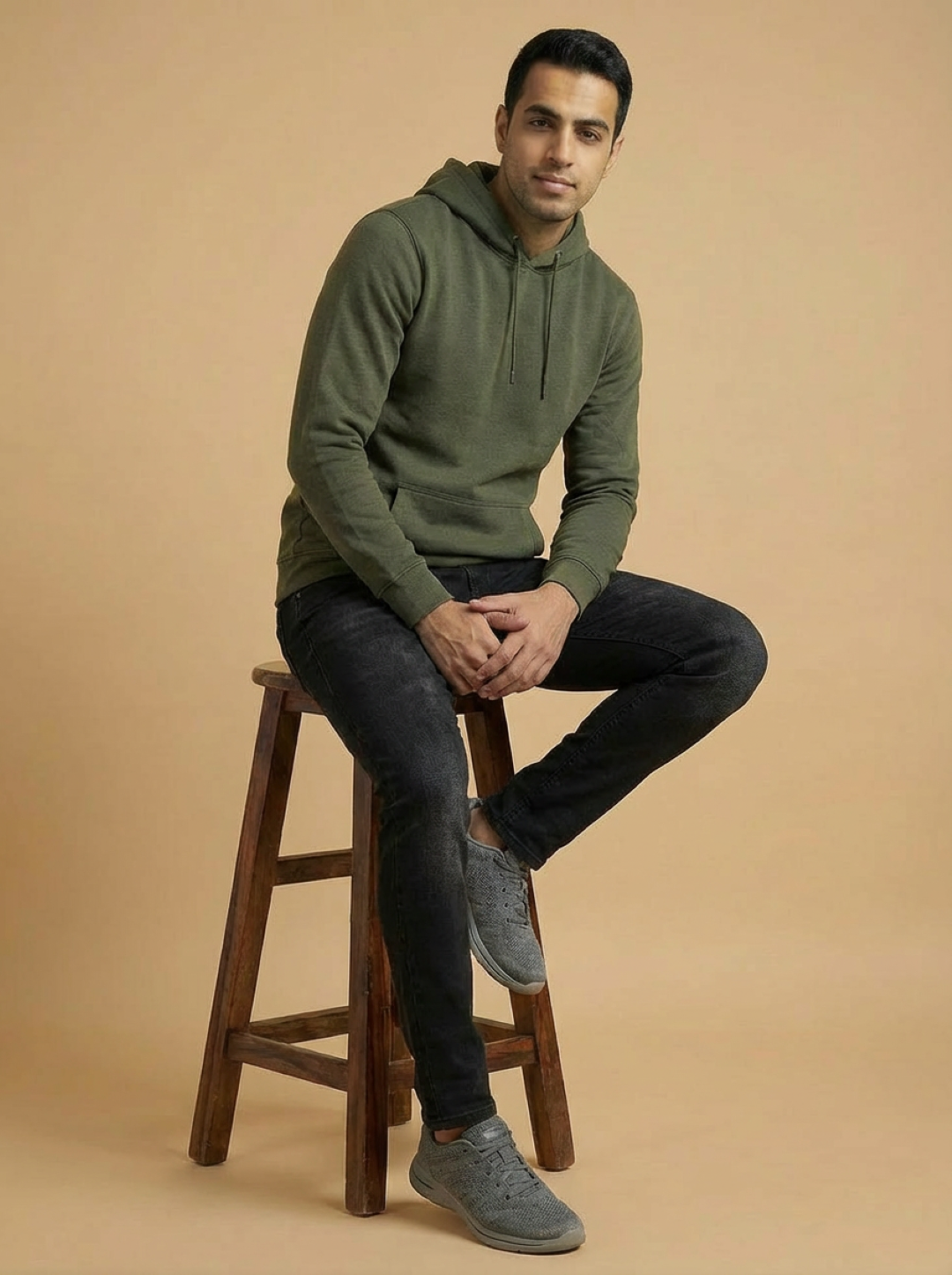 River Island Man Hoodie Olive