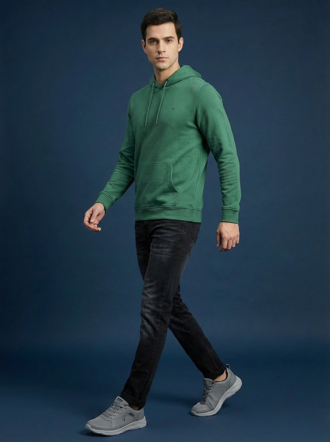 Van Heusen Man Hoodie Green