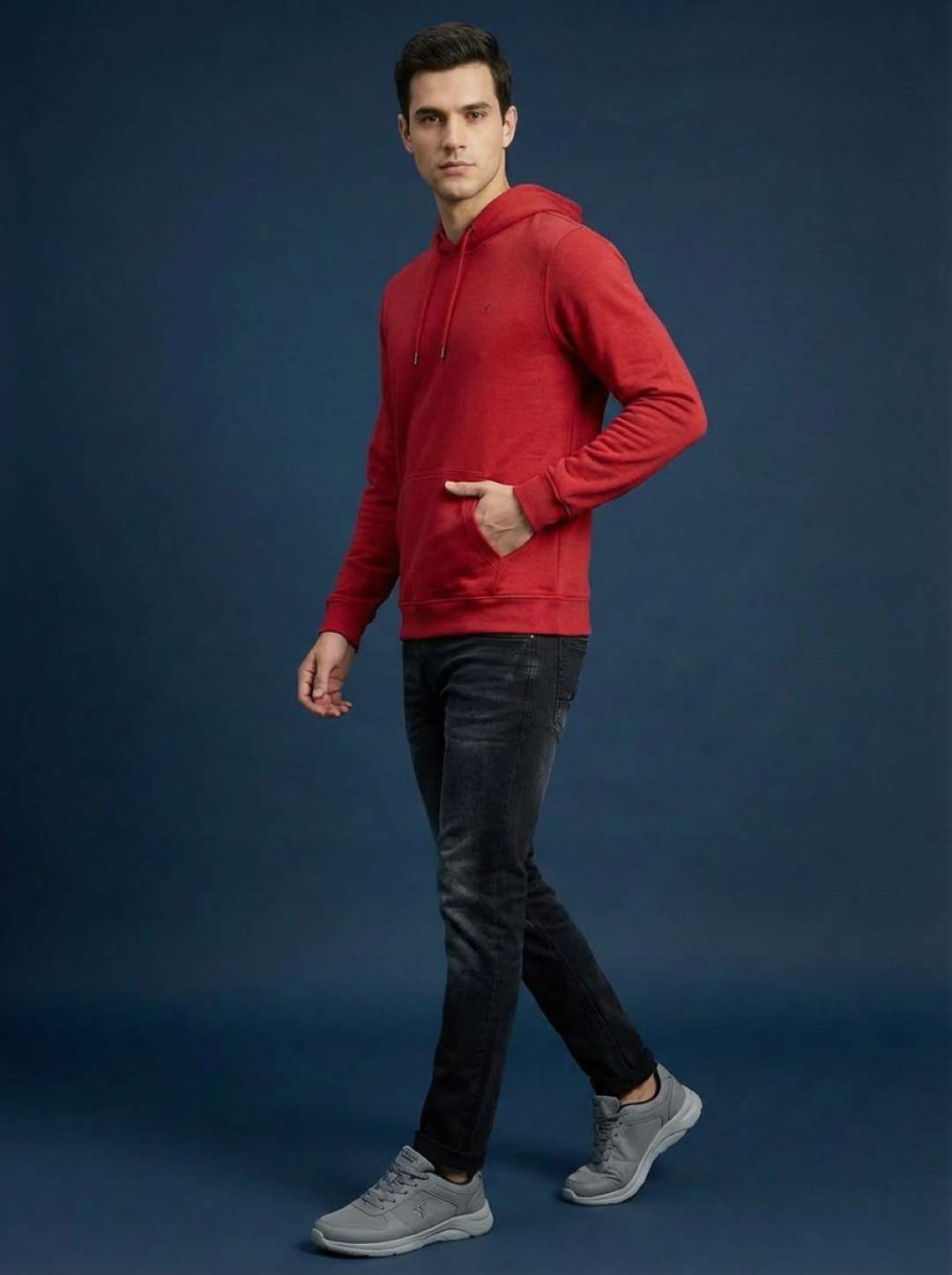 Van Heusen Man Hoodie Red