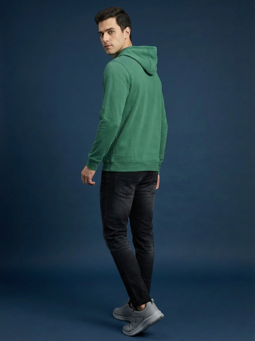 Van Heusen Man Hoodie Green
